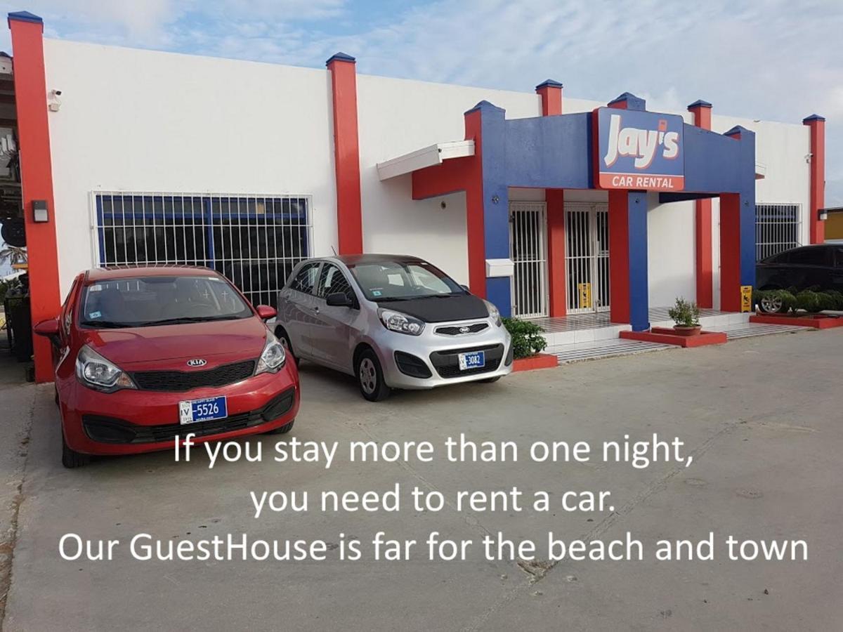Varadero Marina Airport Guests Rooms Ораньестад Экстерьер фото