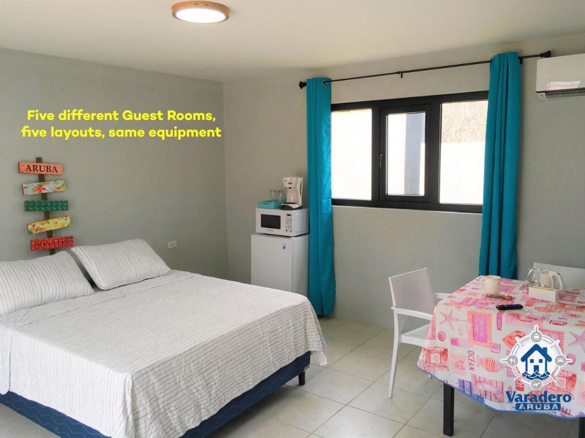 Varadero Marina Airport Guests Rooms Ораньестад Экстерьер фото