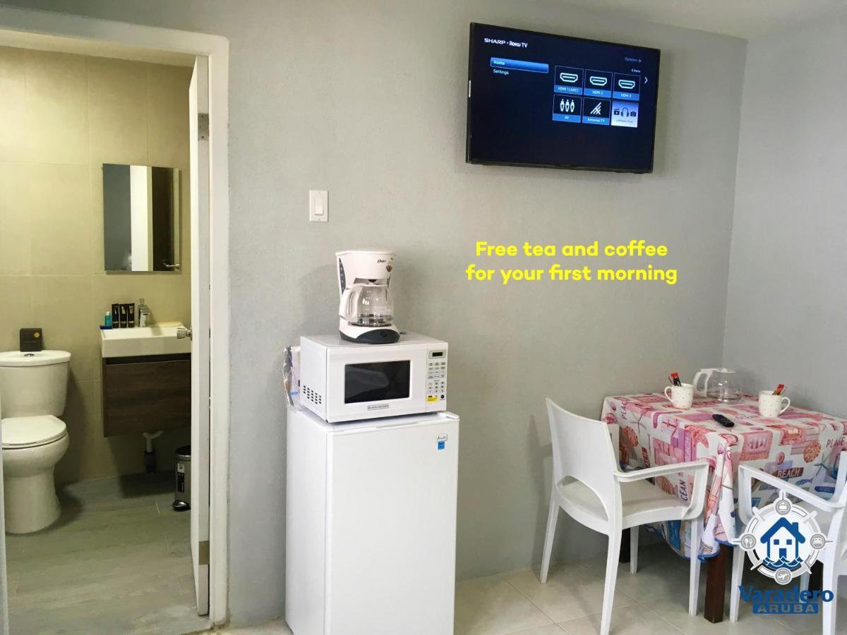 Varadero Marina Airport Guests Rooms Ораньестад Экстерьер фото